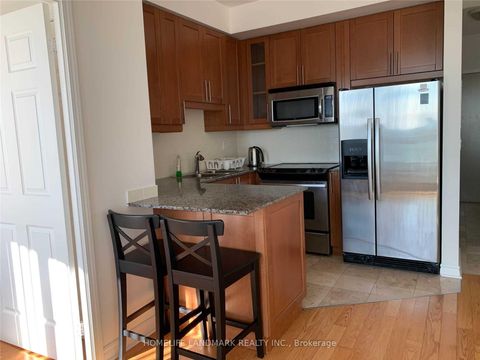 Photo 2 at 702 - 18 Holmes Avenue, Willowdale East, Toronto
