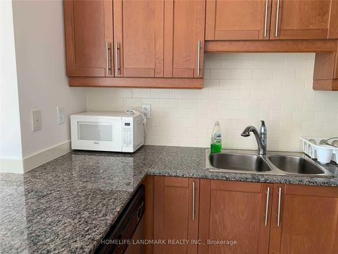 Photo 3 at 702 - 18 Holmes Avenue, Willowdale East, Toronto