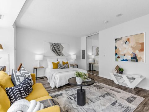 Photo 4 at 1012 - 18 Yonge Street, Waterfront Communities C1, Toronto