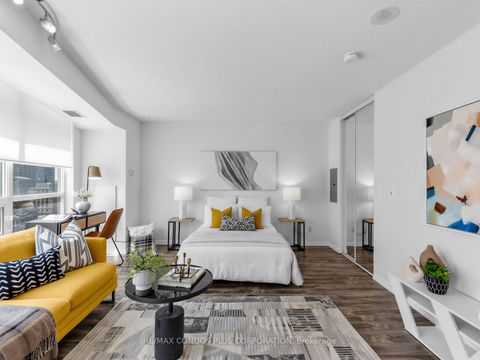 Photo 5 at 1012 - 18 Yonge Street, Waterfront Communities C1, Toronto
