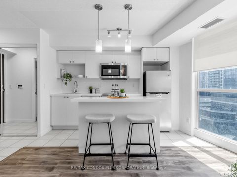 Photo 8 at 1012 - 18 Yonge Street, Waterfront Communities C1, Toronto