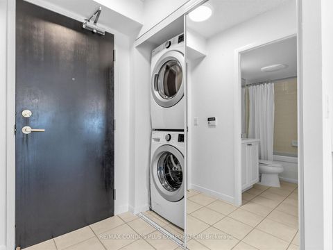 Photo 22 at 1012 - 18 Yonge Street, Waterfront Communities C1, Toronto