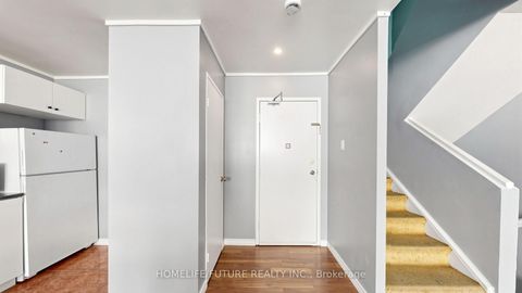 Photo 18 at 204 - 4060 Lawrence Avenue E, West Hill, Toronto