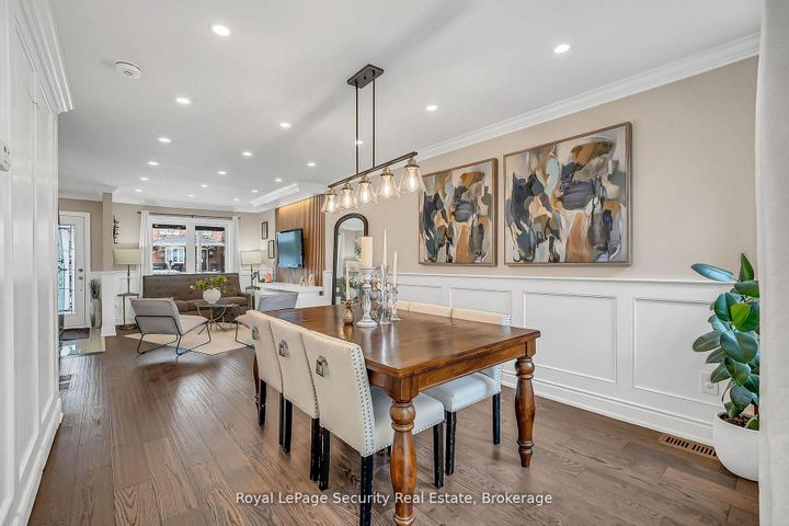 Photo 12 at 67 Northland Avenue, Smythe, Toronto