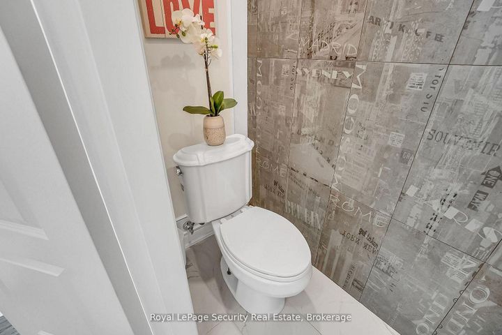 Photo 22 at 67 Northland Avenue, Smythe, Toronto