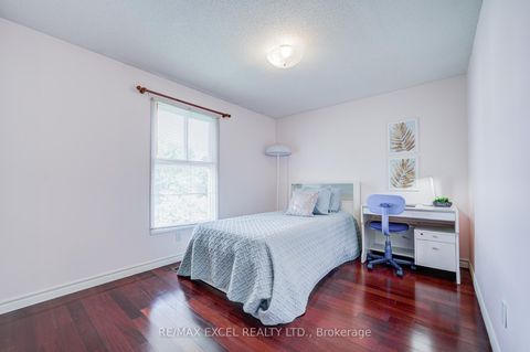 Photo 33 at 176 Goldhawk Trail, Milliken, Toronto