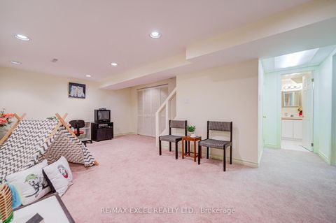Photo 38 at 176 Goldhawk Trail, Milliken, Toronto