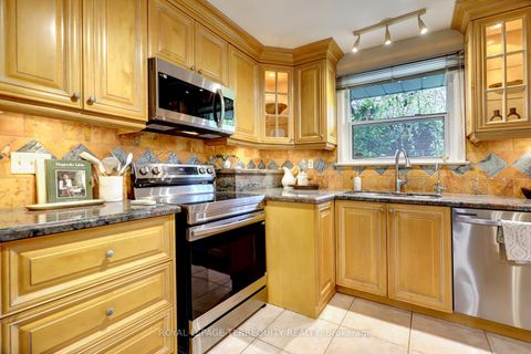 Photo 10 at 27 Shadwick Drive, Richview, Toronto