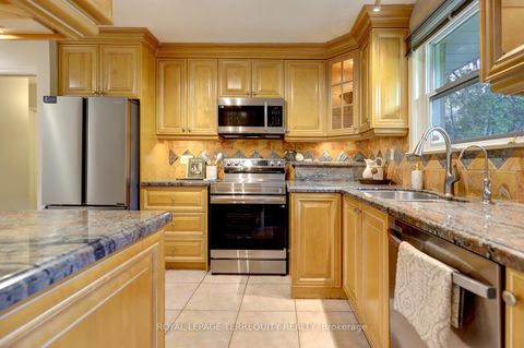 Photo 11 at 27 Shadwick Drive, Richview, Toronto