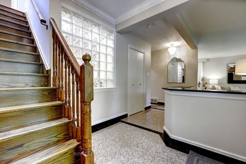 Photo 19 at 27 Shadwick Drive, Richview, Toronto
