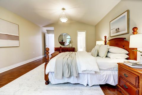 Photo 22 at 27 Shadwick Drive, Richview, Toronto