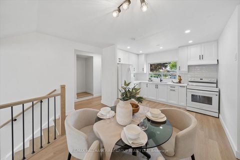 Photo 7 at 128 - 30 Venetian Crescent, Jane Heights, Toronto