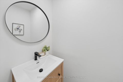 Photo 11 at 128 - 30 Venetian Crescent, Jane Heights, Toronto