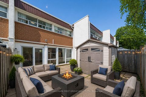 Photo 22 at 128 - 30 Venetian Crescent, Jane Heights, Toronto
