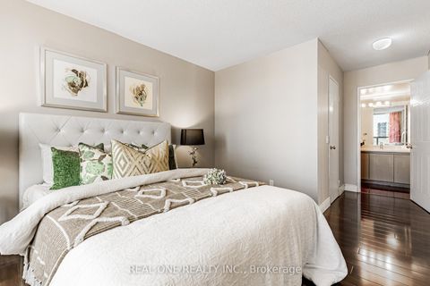 Photo 13 at 1503 - 238 Doris Avenue, Willowdale East, Toronto