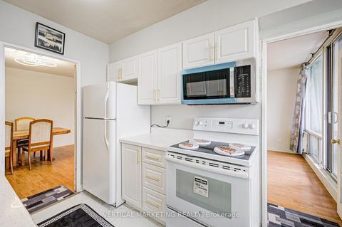Photo 15 at PH07 - 20 Gilder Drive E, Eglinton East, Toronto