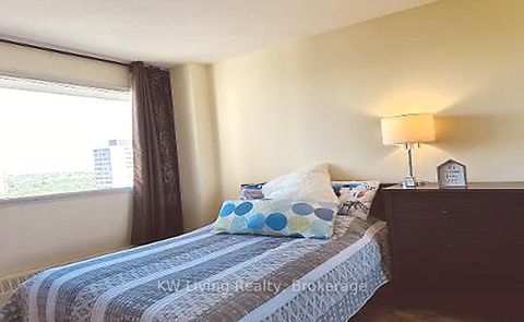 Photo 2 at 1604 - 715 Don Mills Road, Flemingdon Park, Toronto