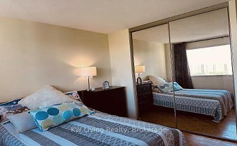 Photo 4 at 1604 - 715 Don Mills Road, Flemingdon Park, Toronto