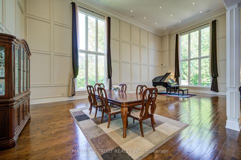 Photo 4 at 727 Sunset Beach Road, Oak Ridges Lake Wilcox, Richmond Hill