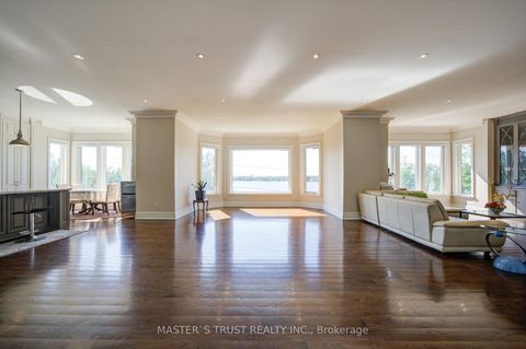 Photo 7 at 727 Sunset Beach Road, Oak Ridges Lake Wilcox, Richmond Hill