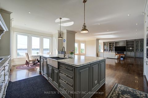 Photo 11 at 727 Sunset Beach Road, Oak Ridges Lake Wilcox, Richmond Hill