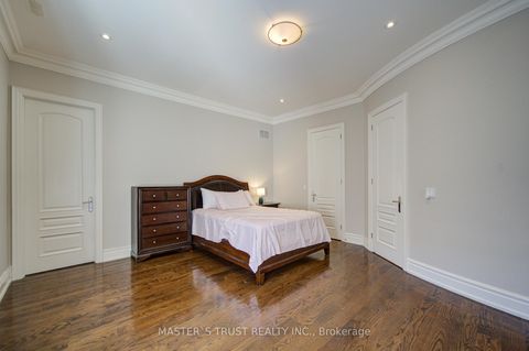 Photo 25 at 727 Sunset Beach Road, Oak Ridges Lake Wilcox, Richmond Hill
