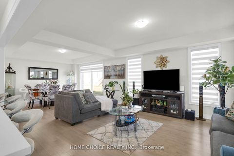 Photo 16 at 22 Ludlow Drive E, Rural Barrie Southeast, Barrie