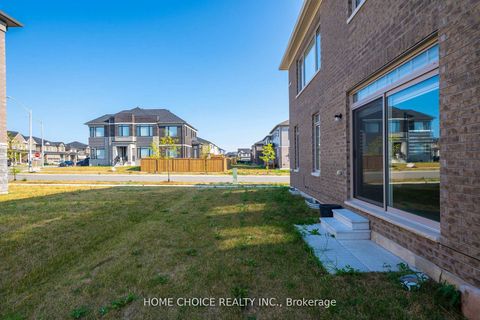 Photo 36 at 22 Ludlow Drive E, Rural Barrie Southeast, Barrie