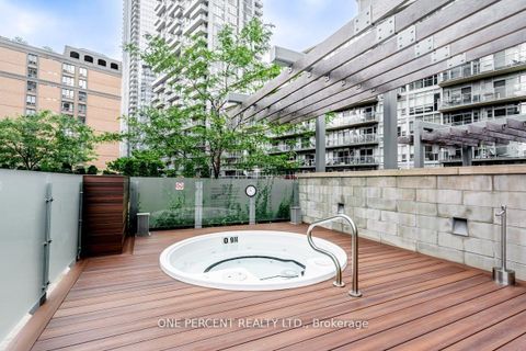 Photo 23 at 426 - 30 Nelson Street, Waterfront Communities C1, Toronto
