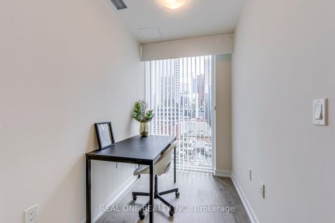 Photo 5 at 1001 - 99 JOHN Street, Waterfront Communities C1, Toronto