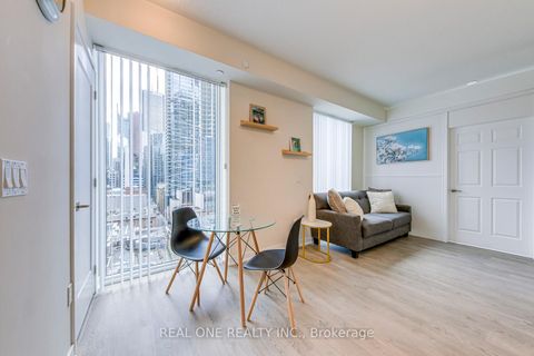 Photo 11 at 1001 - 99 JOHN Street, Waterfront Communities C1, Toronto