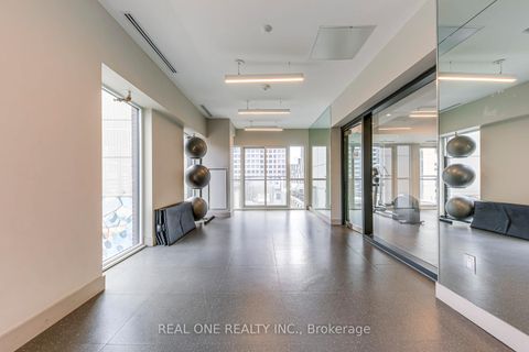 Photo 25 at 1001 - 99 JOHN Street, Waterfront Communities C1, Toronto
