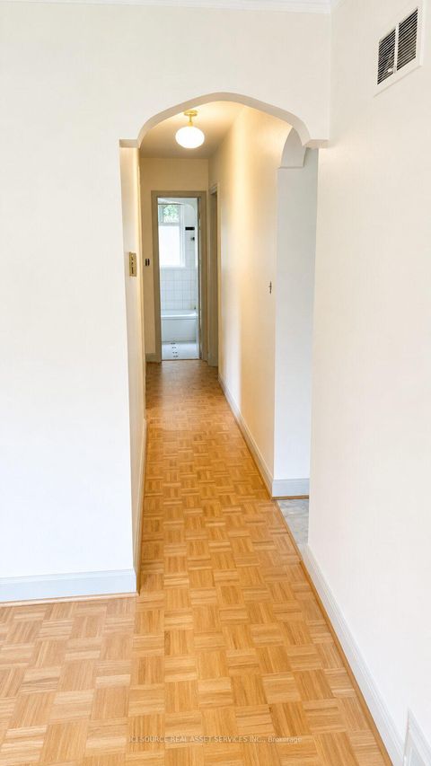 Photo 6 at 100 Ballacaine Drive, Queensway, Toronto