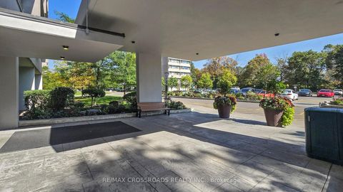 Photo 3 at 208 - 715 Don Mills Road, Flemingdon Park, Toronto