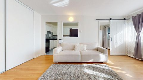 Photo 14 at 208 - 715 Don Mills Road, Flemingdon Park, Toronto