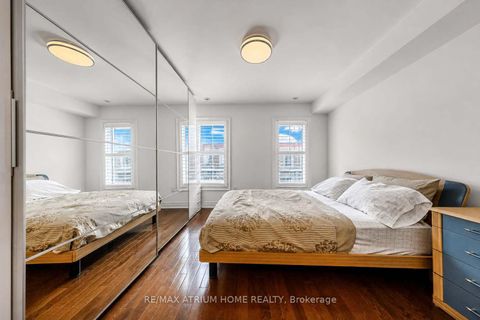 Photo 13 at 6 - 20 Hargrave Lane, York Mills, Toronto