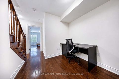 Photo 16 at 6 - 20 Hargrave Lane, York Mills, Toronto