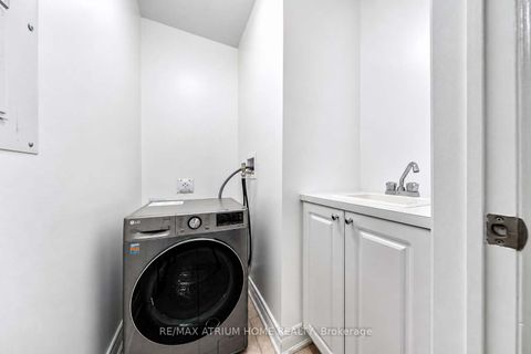 Photo 33 at 6 - 20 Hargrave Lane, York Mills, Toronto