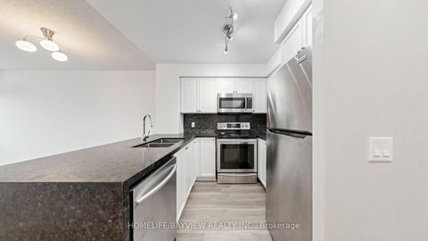 Photo 3 at 1015 - 18 Parkview Avenue, Willowdale East, Toronto