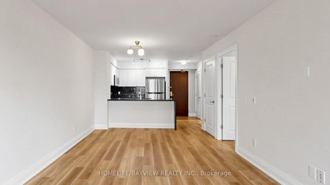 Photo 6 at 1015 - 18 Parkview Avenue, Willowdale East, Toronto