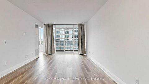 Photo 7 at 1015 - 18 Parkview Avenue, Willowdale East, Toronto