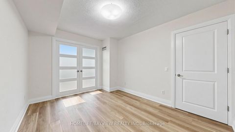 Photo 10 at 1015 - 18 Parkview Avenue, Willowdale East, Toronto