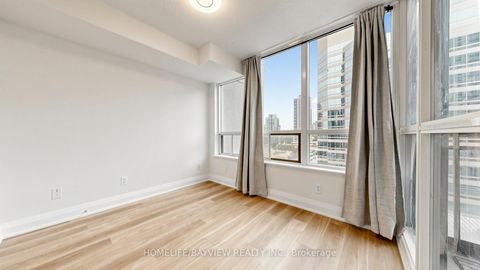 Photo 13 at 1015 - 18 Parkview Avenue, Willowdale East, Toronto