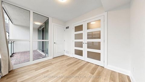 Photo 15 at 1015 - 18 Parkview Avenue, Willowdale East, Toronto