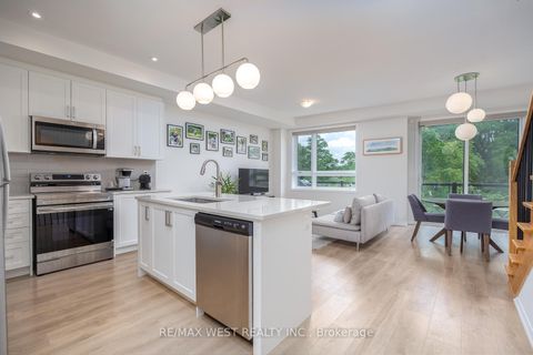 Photo 18 at 57 Woodstream Drive, Clairville, Toronto