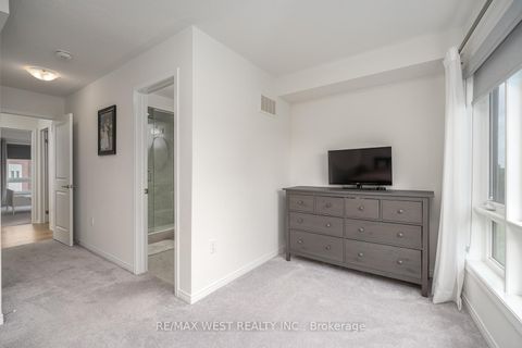 Photo 30 at 57 Woodstream Drive, Clairville, Toronto