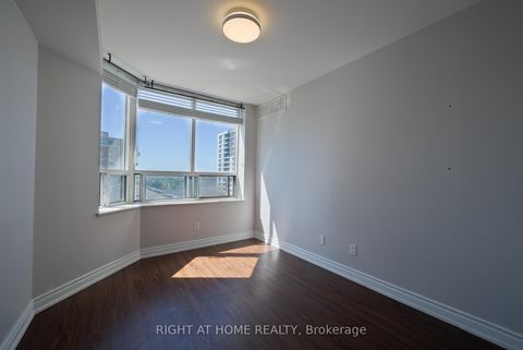 Photo 11 at 709 - 115 Omni Drive, Bendale, Toronto