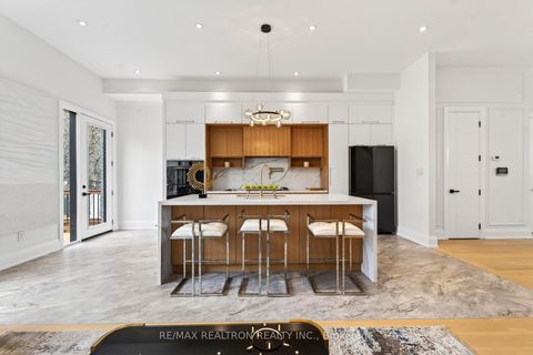 Photo 13 at 792 Midland Avenue, Kennedy Park, Toronto