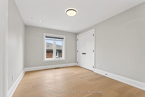 Photo 33 at 792 Midland Avenue, Kennedy Park, Toronto