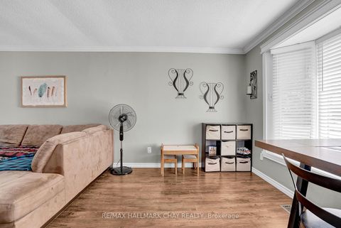 Photo 6 at 16 Austen Lane, Letitia Heights, Barrie